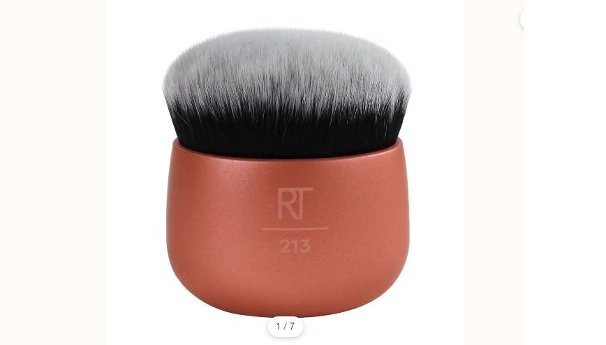 1 REAL TECHNIQUES Foundation Blender Brush RT-01855